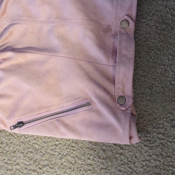Pink Suede Spring Jacket - Picture 4 of 6